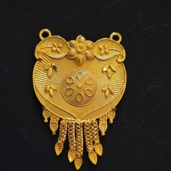 Mangalsutra Pendant or a Gold Locket.