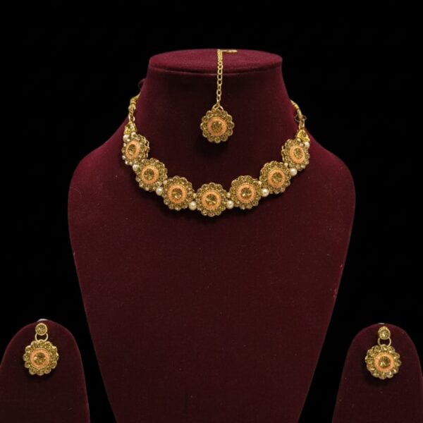 Antique Floral Pearl Choker Set